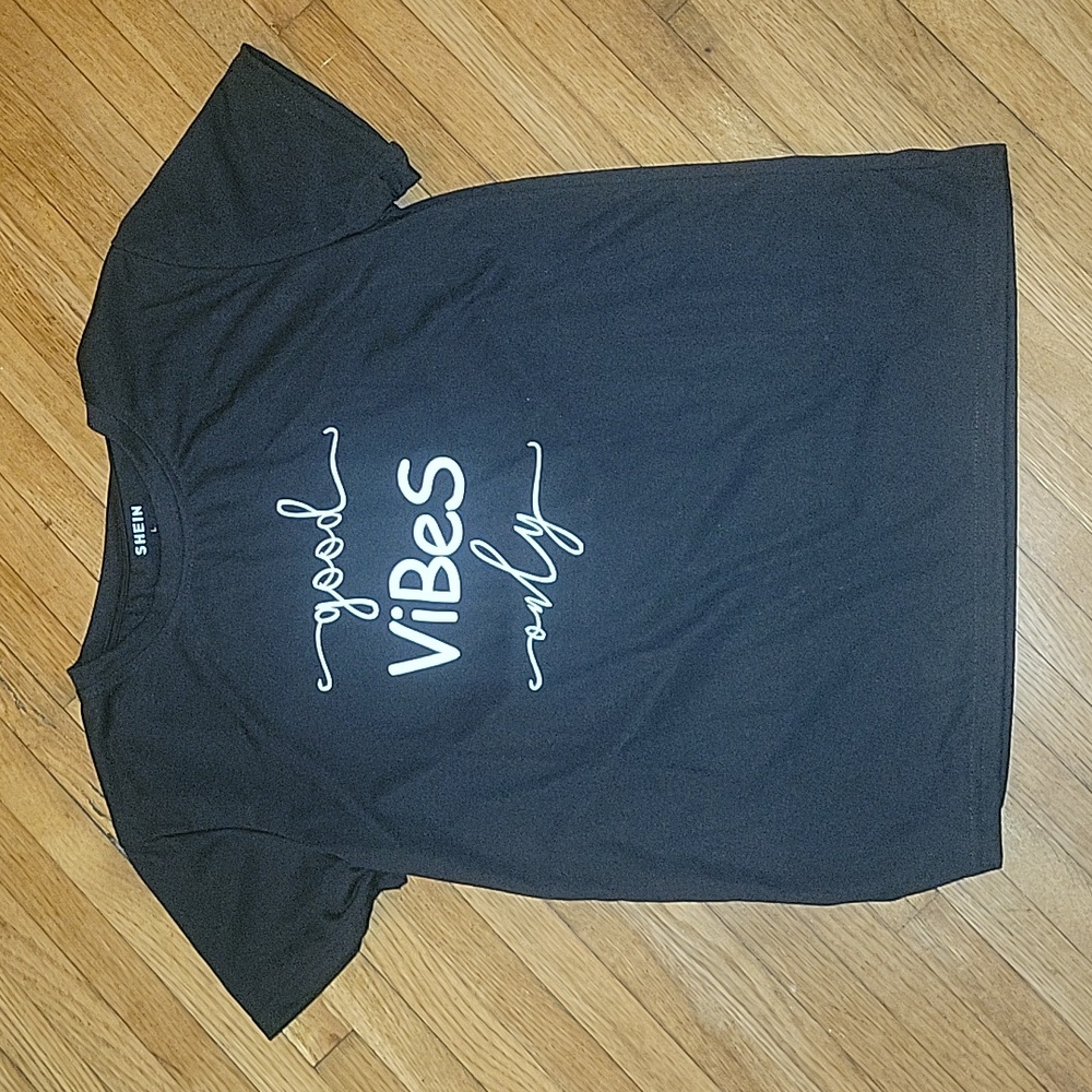 Good Vibes only Black tshirt new without tag
